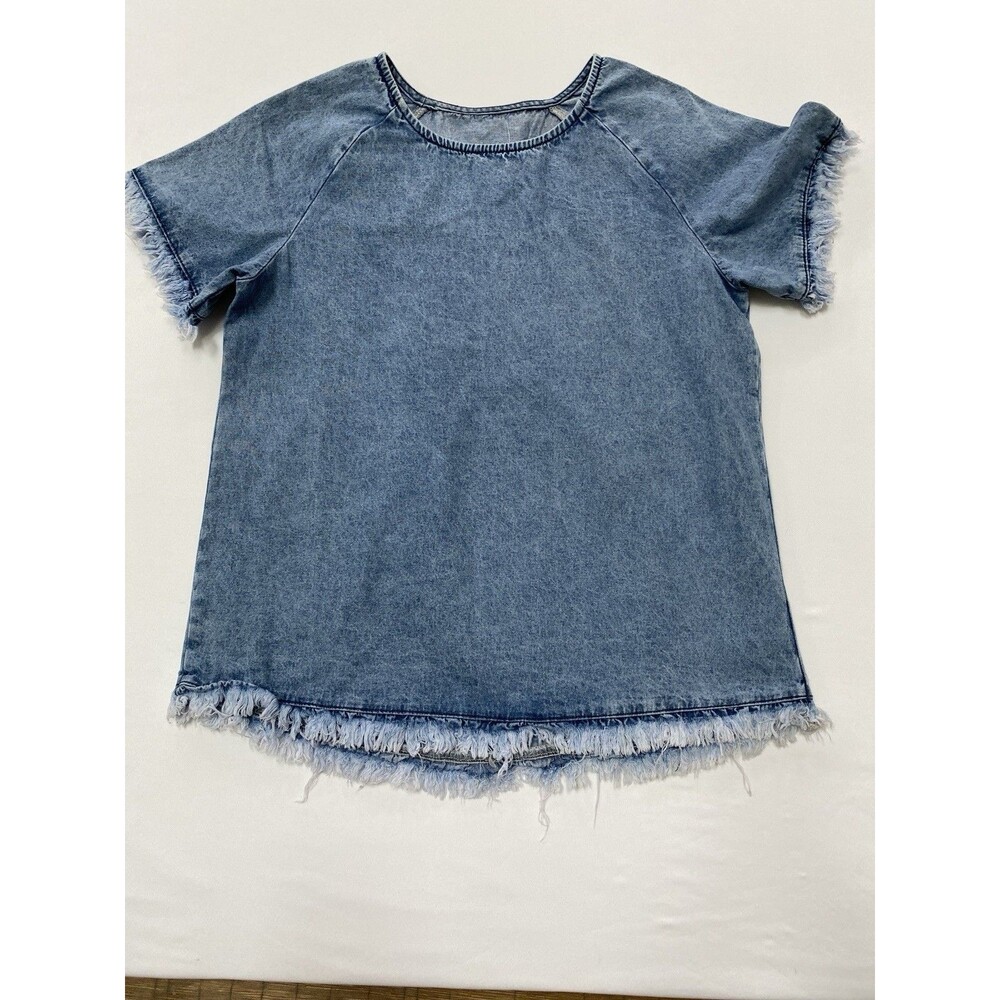 Boutique Medium M Boho Raw Hem Denim Short Sleeve Top